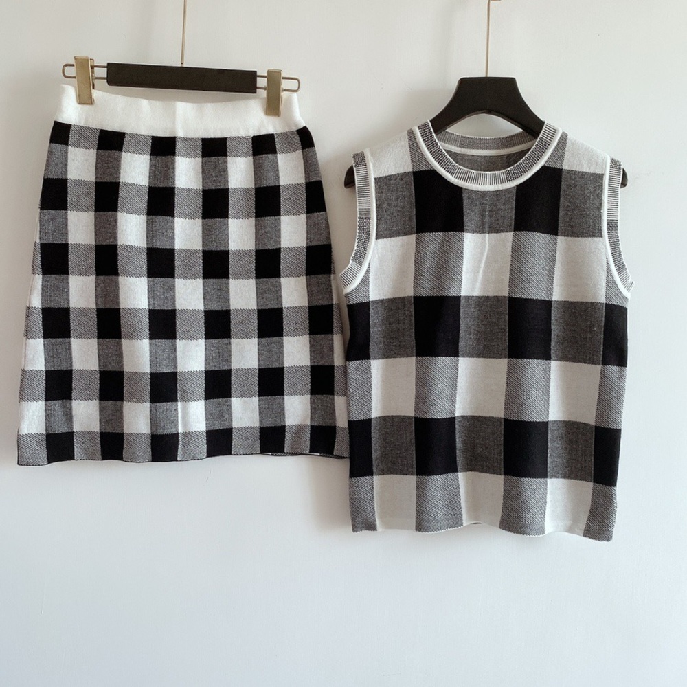 Top and bottom